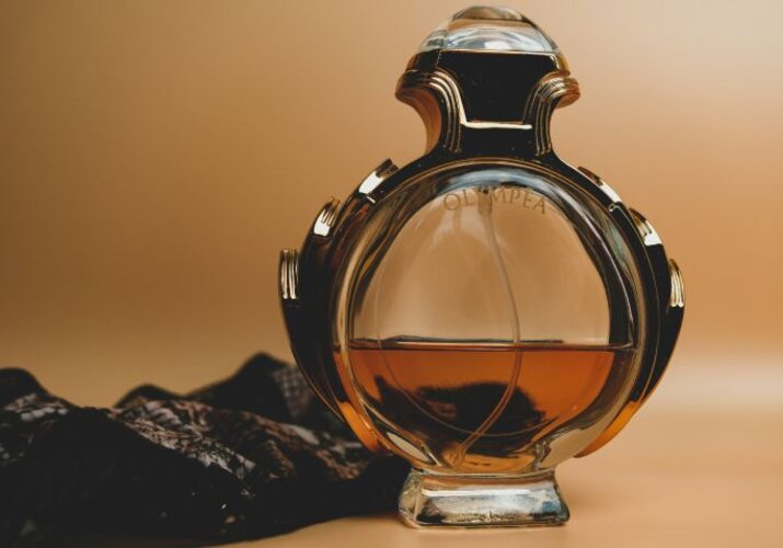 Mistiški rytietiški kvepalai pažadins jūsų seksualumą>