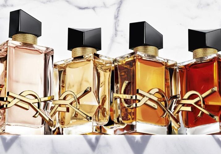 Yves Saint Laurent prekės ženklo istorija – maišto ir drąsos simbolis>
