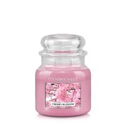 Country Candle Cherry Blossom vidutinė 2 dagčių kvapni žvakė (453 g)