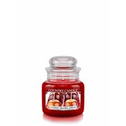 Country Candle Salted Caramel Apples kvapioji žvakė mini 1 dagtis (104 g)