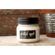 MILKHOUSE CANDLE McIntosh Apple kvapioji žvakė Farmhouse Jar (198 g)