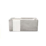 Paddywax URBAN WHITE TOBACCO + PATCHOULI betoninėje taroje (8 uncijos / 226 g)