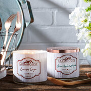 Kringle Candle FARMHOUSE Green Apple & Rucola kvapioji žvakė 411g