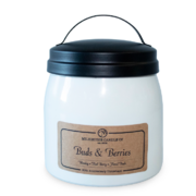 Milkhouse Candle Buds and Berries kvapioji žvakė 454g