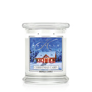Kringle Candle Christmas Cabin vidutinė 2 dagčių kvapni žvakė (411g)