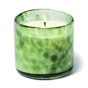 Paddywax LUXE tabaku ir pušimis kvepianti žvakė iš pūsto stiklo 8 uncijos / 226 g